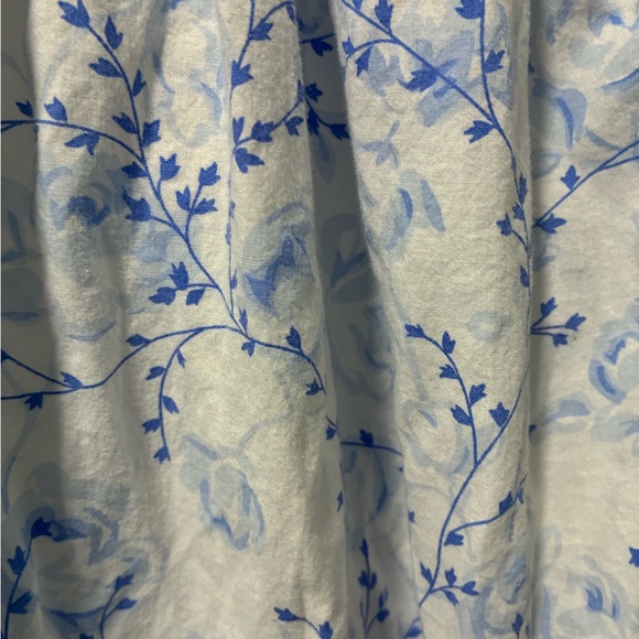 Eileen West Blue Floral Nightgown - Picture 5 of 8